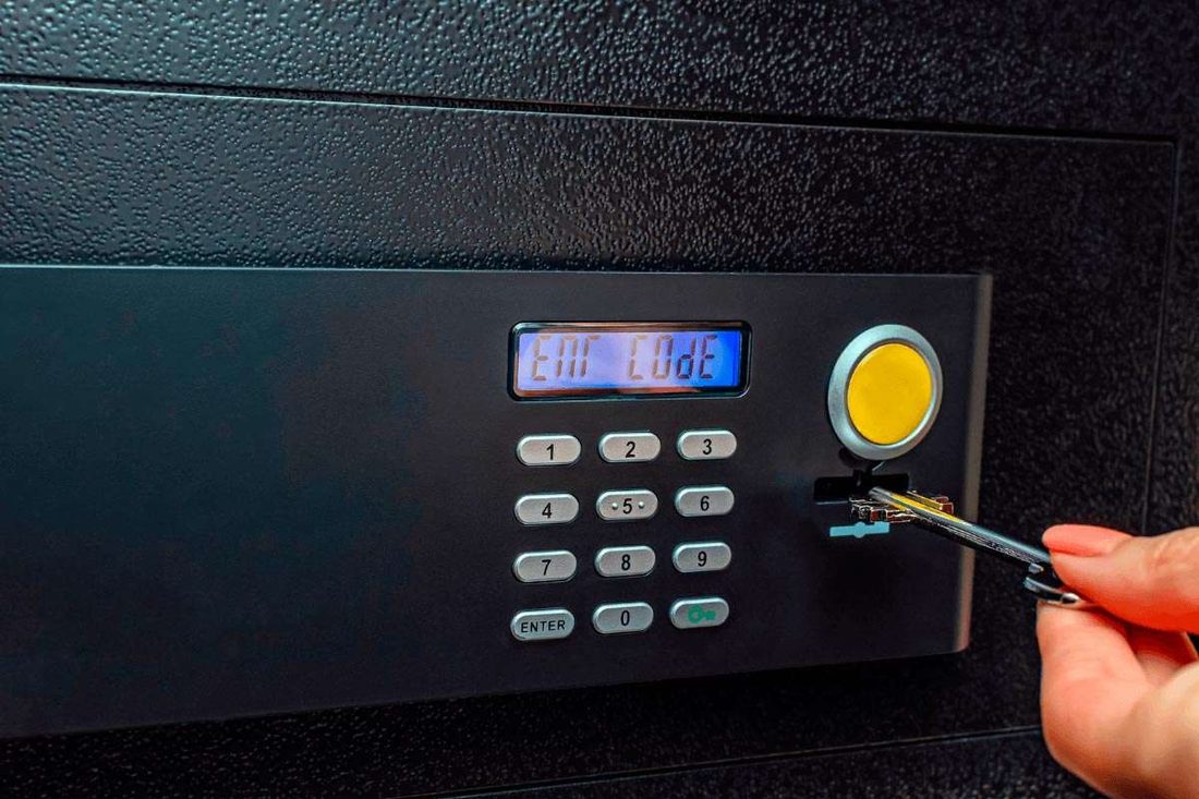 Safe opening and office lockout work